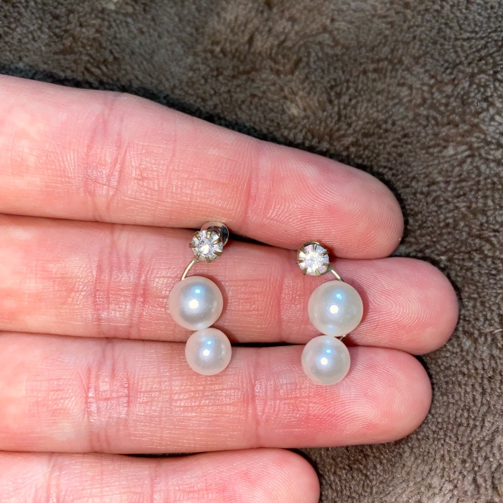 Pearl earrings